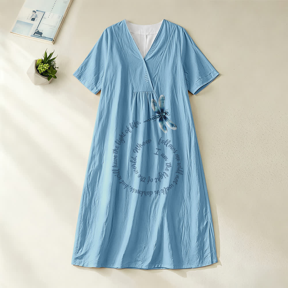 Christianartworkshop Relaxed Fit Libellen- und inspirierendes Vers-Midikleid mit V-Ausschnitt und kurzen Ärmeln - Blau - 4XL - image 0