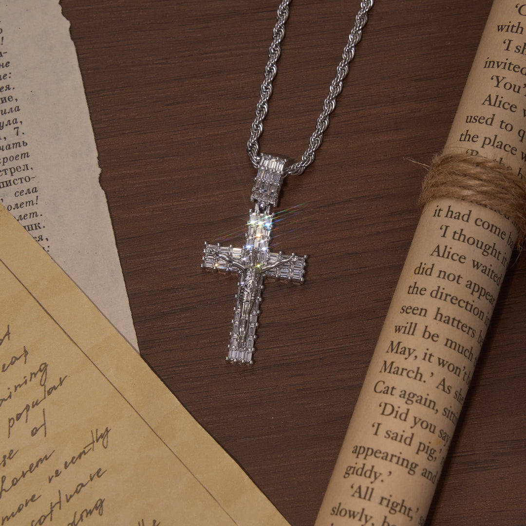 Christianartworkshop Baguette-Zirkon-Kreuzanhänger, komplett mit Strass besetzt, an einer gedrehten Seilkette, zweifarbige Halskette - Silber - Medium - image 8