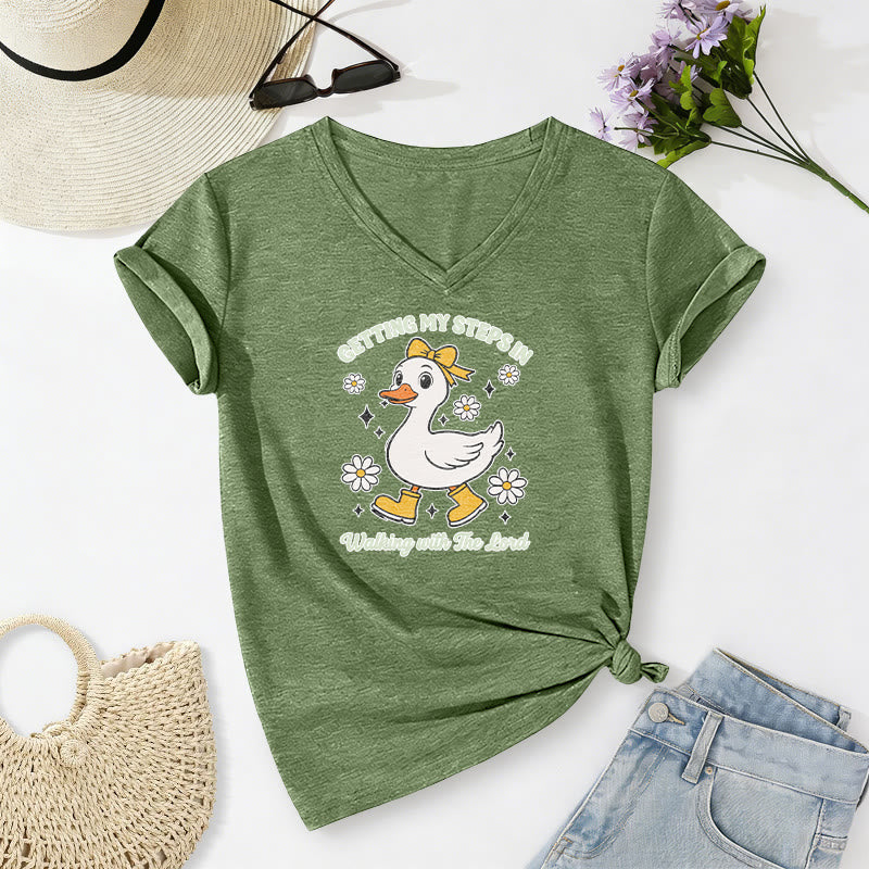 Christianartworkshop Meine Schritte sammeln – Walking With The Lord Cartoon Duck Daisy Casual V-Neck T-Shirt - Olivgrün - 2XL - image 14