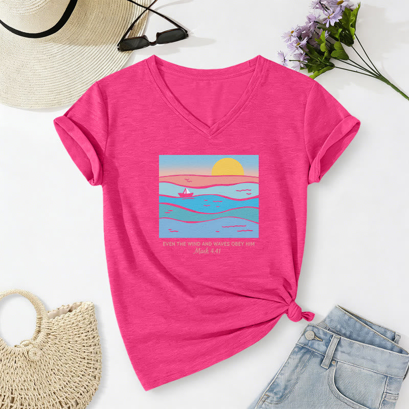 Christianartworkshop Sogar Wind und Wellen gehorchen ihm (Markus 4,41). Lässiges T-Shirt mit V-Ausschnitt und Ozean-Sonnenuntergangsmotiv. - Rose - 2XL - image 2