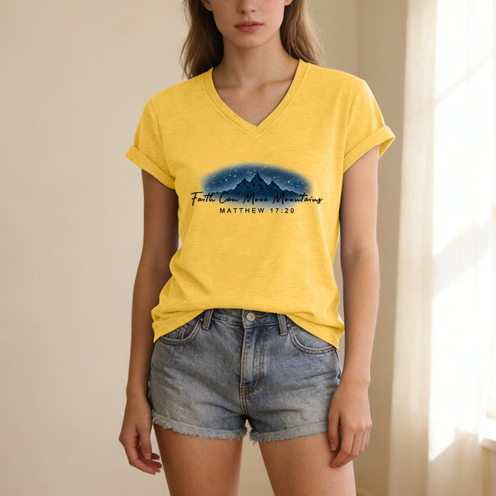 Christianartworkshop Glaube kann Berge versetzen (Matthäus 17,20) – Sternenberg-Grafik, lässiges V-Ausschnitt-T-Shirt - image 17