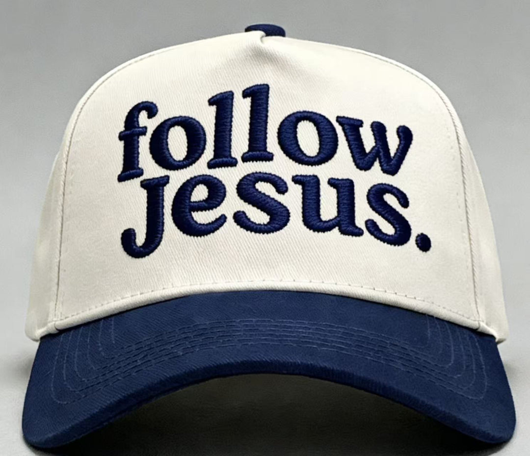 Christianartworkshop Zweifarbige Unisex-Baseballkappe mit gebogenem Schirm und Stickerei „Folge Jesus“. - Marineblau - image 9