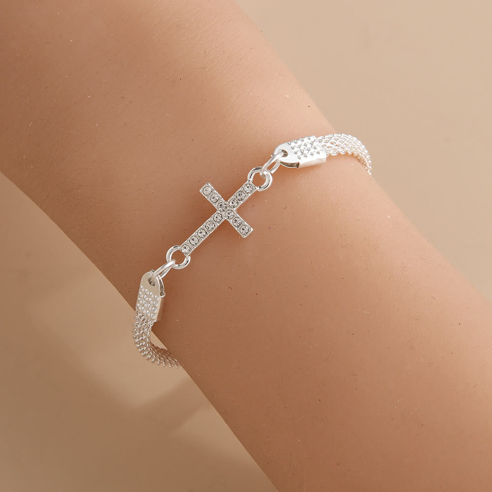 Christianartworkshop Zartes, gewebtes Netzarmband mit seitlich angeordnetem Kristallkreuz: Eine Erinnerung an die göttliche Barmherzigkeit während der stillen Meditation - Silber - image 0