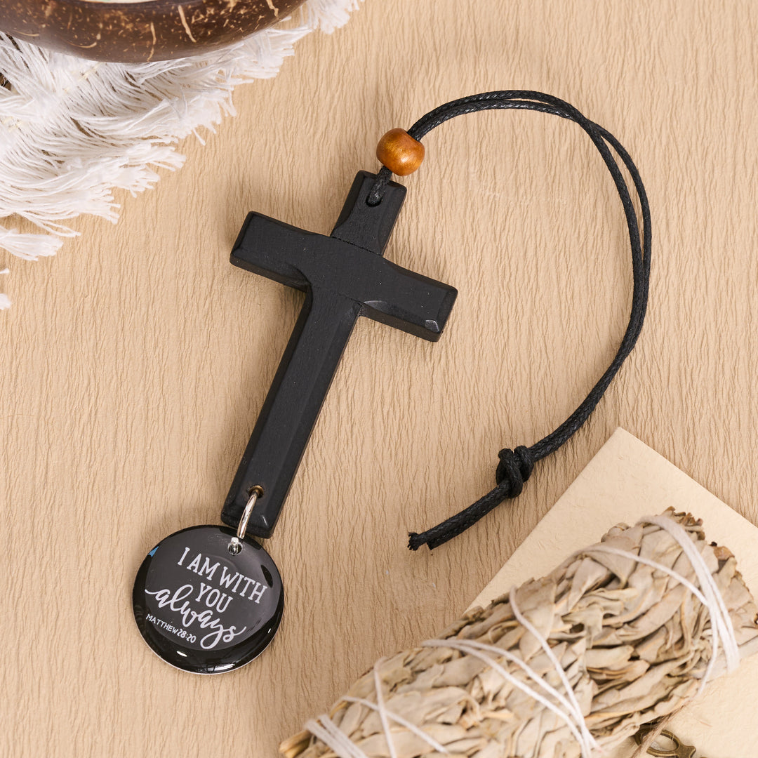 Christianartworkshop Klassisches, geschnitztes Kreuz aus Massivholz mit NFC-Funktion und Matthäus 28,20-Vers als Smart-Car-Anhänger - Schwarz - image 5