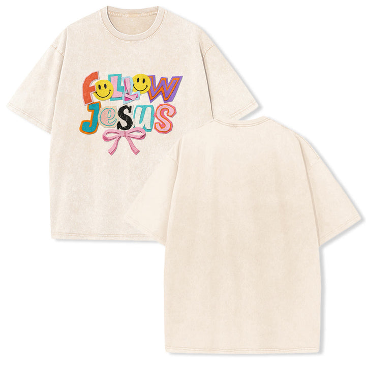 Christianartworkshop Folge Jesus – Lächeln, Schleife, Farbblock-Schriftzug, gewaschenes Unisex-T-Shirt - Beige - 5XL - image 16