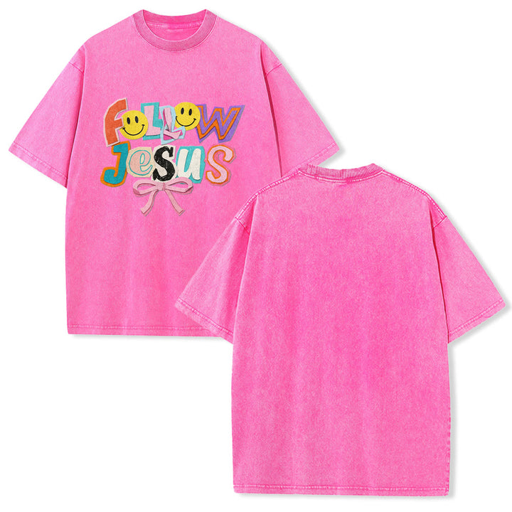 Christianartworkshop Folge Jesus – Lächeln, Schleife, Farbblock-Schriftzug, gewaschenes Unisex-T-Shirt - Rosa - 5XL - image 19