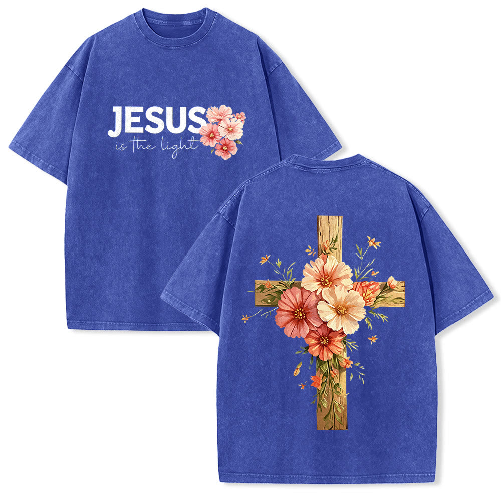 Christianartworkshop Jesus ist das Licht – Doppelseitiges, gewaschenes Unisex-T-Shirt mit Blumenkreuz-Grafik - Blau - 5XL - image 25