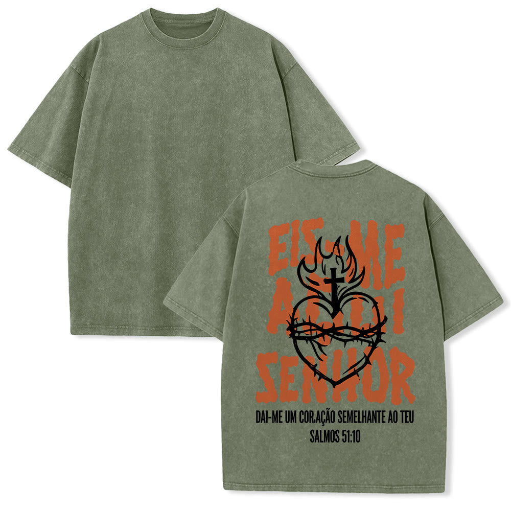 Christianartworkshop Portugiesisches spirituelles T-Shirt mit Dornenmotiv, Herz-Jesu-Kreuz und Flammenmotiv auf der Rückseite – gewaschenes Unisex-Design - Armeegrün - 5XL - image 16