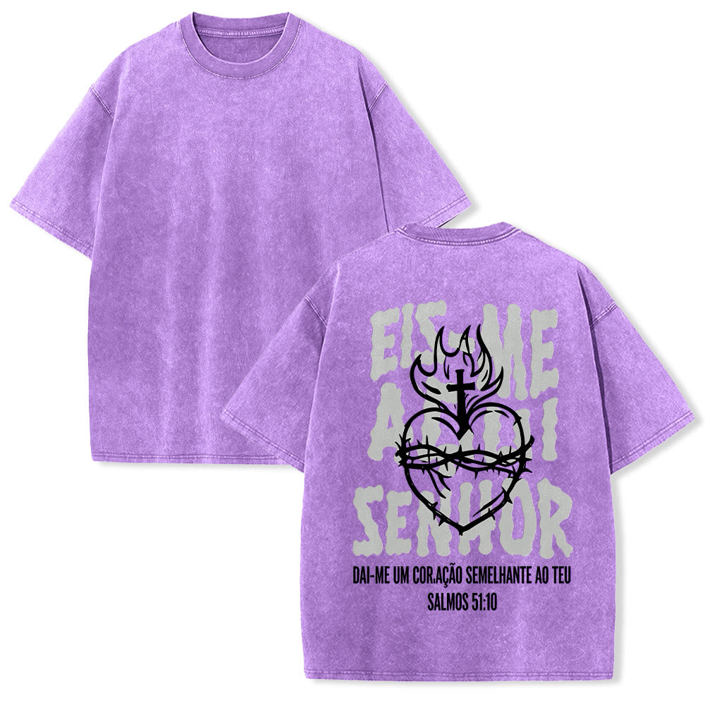 Christianartworkshop Portugiesisches spirituelles T-Shirt mit Dornenmotiv, Herz-Jesu-Kreuz und Flammenmotiv auf der Rückseite – gewaschenes Unisex-Design - Lila - 5XL - image 22