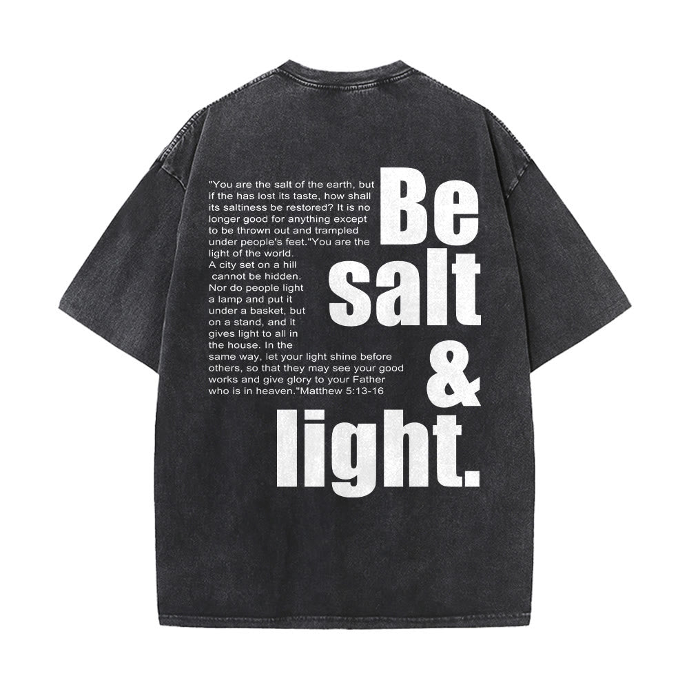 Christianartworkshop Kontrastreiches, groß-kleines Schriftbild mit Bibelvers „Salz und Licht“ auf der Rückseite, gewaschenes Unisex-T-Shirt - image 8