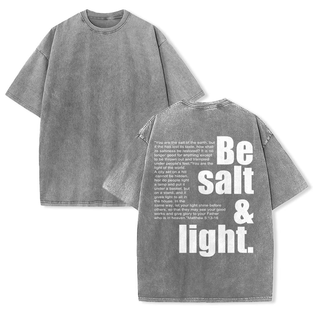 Christianartworkshop Kontrastreiches, groß-kleines Schriftbild mit Bibelvers „Salz und Licht“ auf der Rückseite, gewaschenes Unisex-T-Shirt - Grau - 5XL - image 25