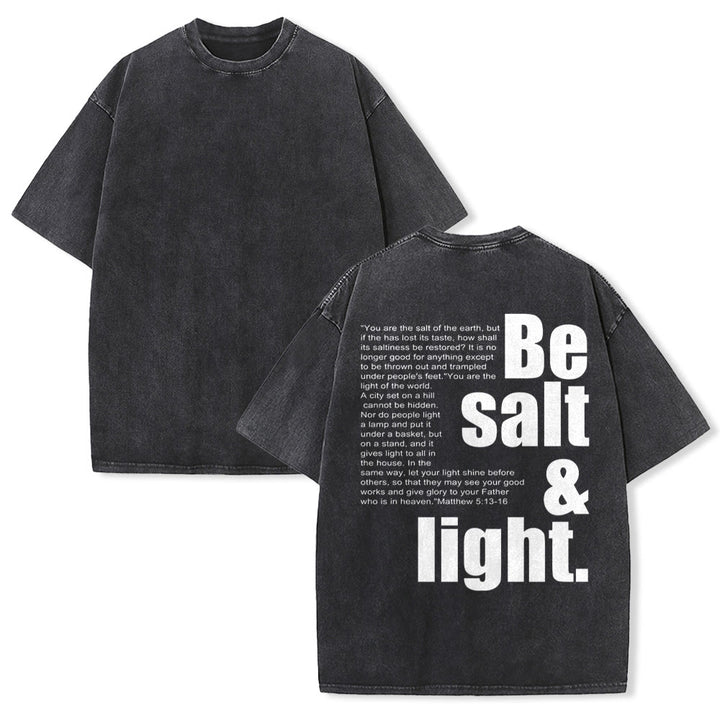 Christianartworkshop Kontrastreiches, groß-kleines Schriftbild mit Bibelvers „Salz und Licht“ auf der Rückseite, gewaschenes Unisex-T-Shirt - Schwarz - 5XL - image 7