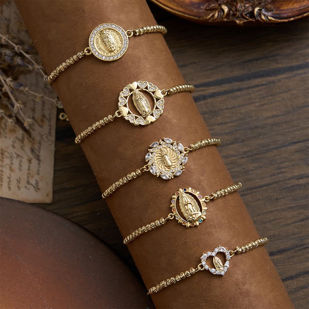 Christianartworkshop Armband mit Mini-Perlenkette und Kristallrahmen „Unsere Liebe Frau“: Symbol sanften himmlischen Schutzes - image 0
