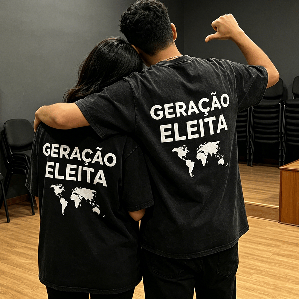 Christianartworkshop Geração Eleita Unisex-T-Shirt mit Weltkarte, passendem Paar-Rückendruck, Vintage-Waschung - image 0