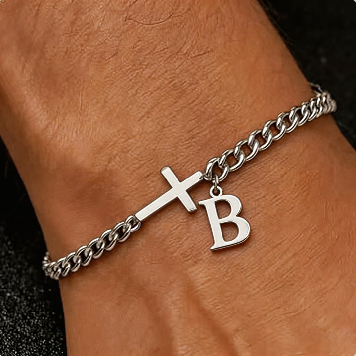 Christianartworkshop Buchstabenkreuz-Panzerkettenarmband: Personalisiertes Symbol unerschütterlichen himmlischen Glaubens - B - image 3