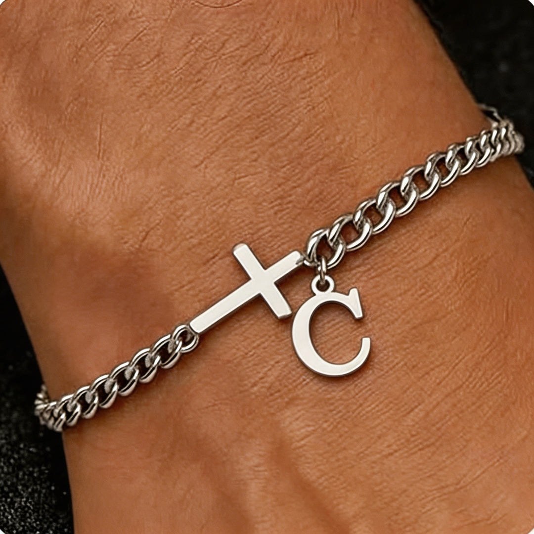 Christianartworkshop Buchstabenkreuz-Panzerkettenarmband: Personalisiertes Symbol unerschütterlichen himmlischen Glaubens - C - image 4
