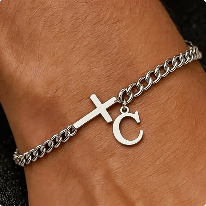 Christianartworkshop Buchstabenkreuz-Panzerkettenarmband: Personalisiertes Symbol unerschütterlichen himmlischen Glaubens - C - image 4