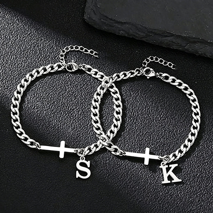 Christianartworkshop Buchstabenkreuz-Panzerkettenarmband: Personalisiertes Symbol unerschütterlichen himmlischen Glaubens - image 2