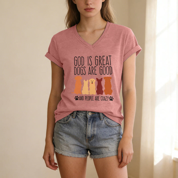 Christianartworkshop Gott ist groß, Hunde sind gut – mehrfarbiges T-Shirt mit Hunde-Silhouette und Pfotenabdruck-Grafik auf lässigem V-Ausschnitt - image 13