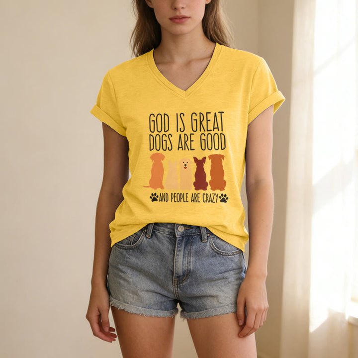 Christianartworkshop Gott ist groß, Hunde sind gut – mehrfarbiges T-Shirt mit Hunde-Silhouette und Pfotenabdruck-Grafik auf lässigem V-Ausschnitt - image 17