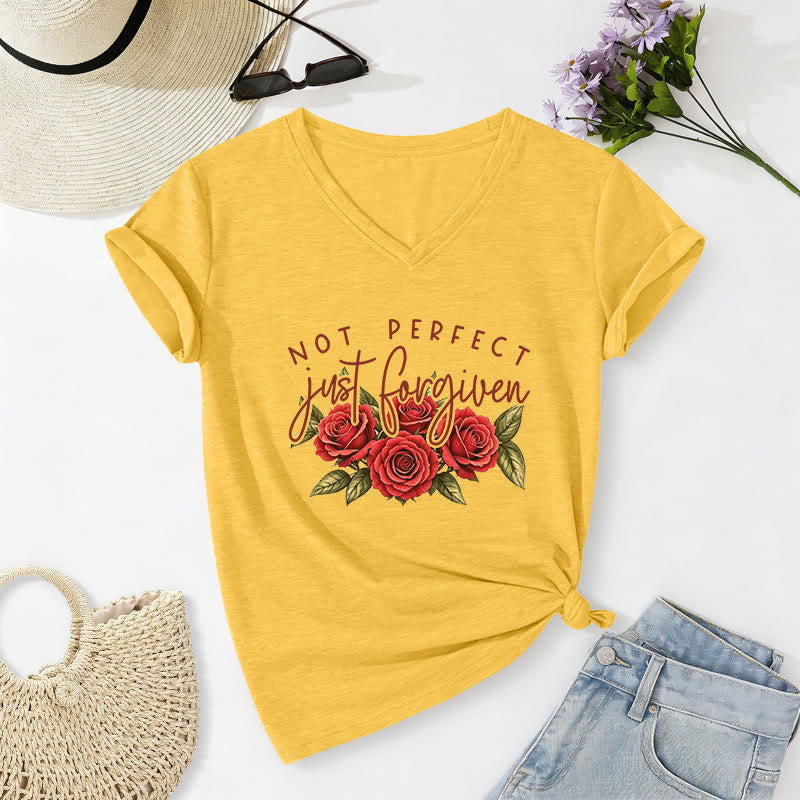 Christianartworkshop Nicht perfekt, nur vergeben – Rosenstrauß mit zweifarbiger Schriftart, floralem Glaubensmotiv, lässiges V-Ausschnitt-T-Shirt - Gelb - 2XL - image 16