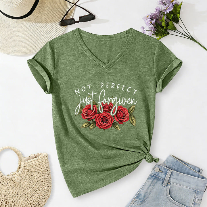 Christianartworkshop Nicht perfekt, nur vergeben – Rosenstrauß mit zweifarbiger Schriftart, floralem Glaubensmotiv, lässiges V-Ausschnitt-T-Shirt - Olivgrün - 2XL - image 18