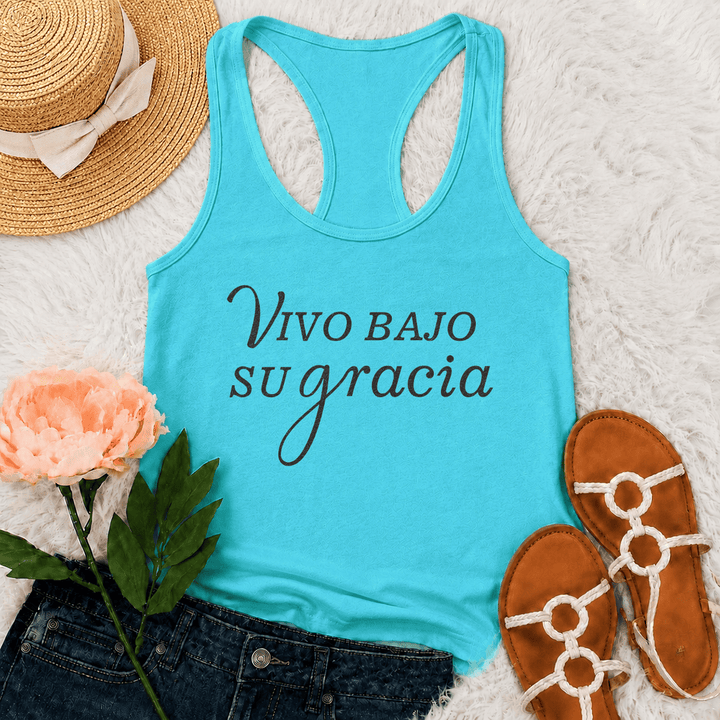 Christianartworkshop Tanktop mit schlichtem spanischem Schriftzug „Gottesdienst“ und Racerback-Rückenausschnitt - Minze - 2XL - image 21