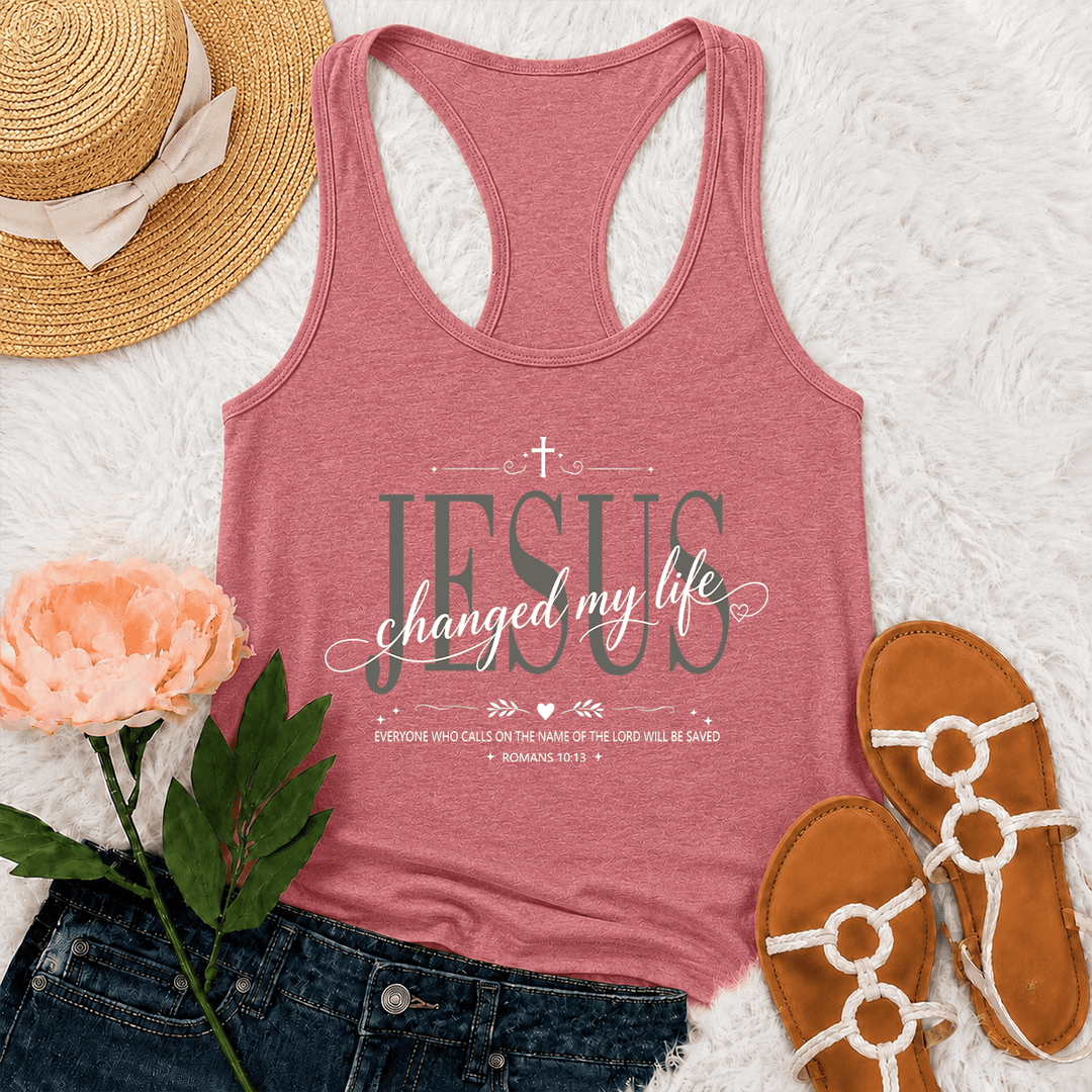 Christianartworkshop Jesus hat mein Leben verändert – Zweifarbige Schriftart, Kreuz, Herz, Römer 10,13, dekorativer Rahmen, Grafik, Racerback-Tanktop - Rosa - 2XL - image 0