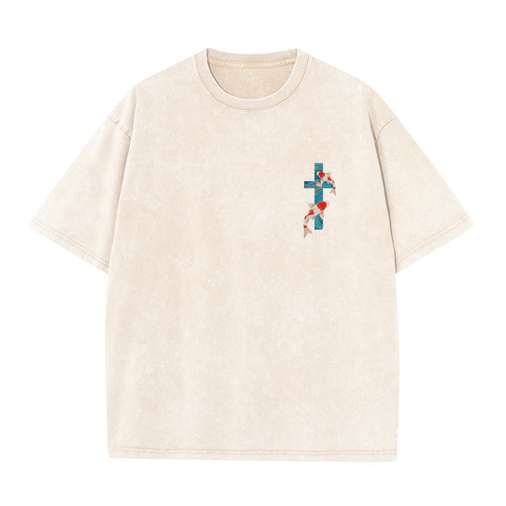 Christianartworkshop Gebogener Bogen, Schriftzug Jesaja 43,2, Orientalisches Koi-Blumenarrangement, Doppelseitiges, gewaschenes Unisex-T-Shirt mit Glaubensmotiv - image 1