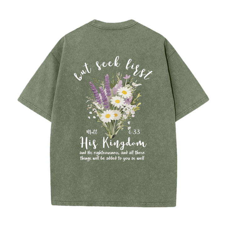 Christianartworkshop Mini-Lavendel-Gänseblümchenstrauß, großes florales Gesteck, inspirierender Vers, gewaschenes T-Shirt - image 23