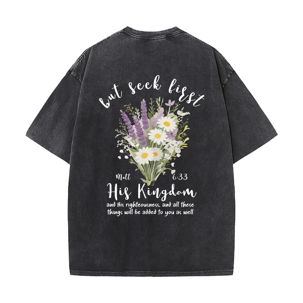 Christianartworkshop Mini-Lavendel-Gänseblümchenstrauß, großes florales Gesteck, inspirierender Vers, gewaschenes T-Shirt - image 14