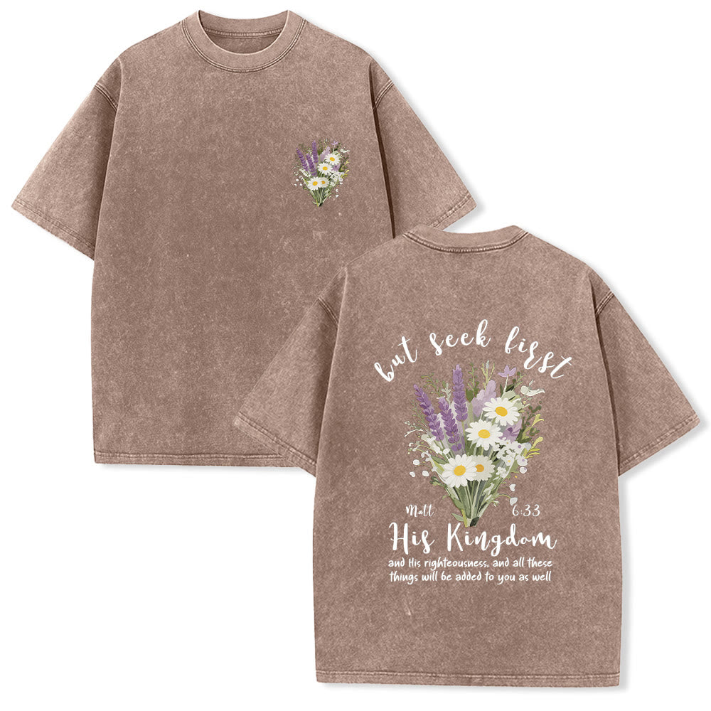 Christianartworkshop Mini-Lavendel-Gänseblümchenstrauß, großes florales Gesteck, inspirierender Vers, gewaschenes T-Shirt - Braun - 5XL - image 0