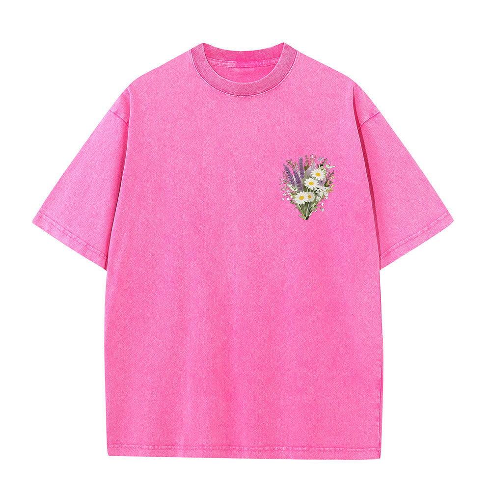 Christianartworkshop Mini-Lavendel-Gänseblümchenstrauß, großes florales Gesteck, inspirierender Vers, gewaschenes T-Shirt - image 16