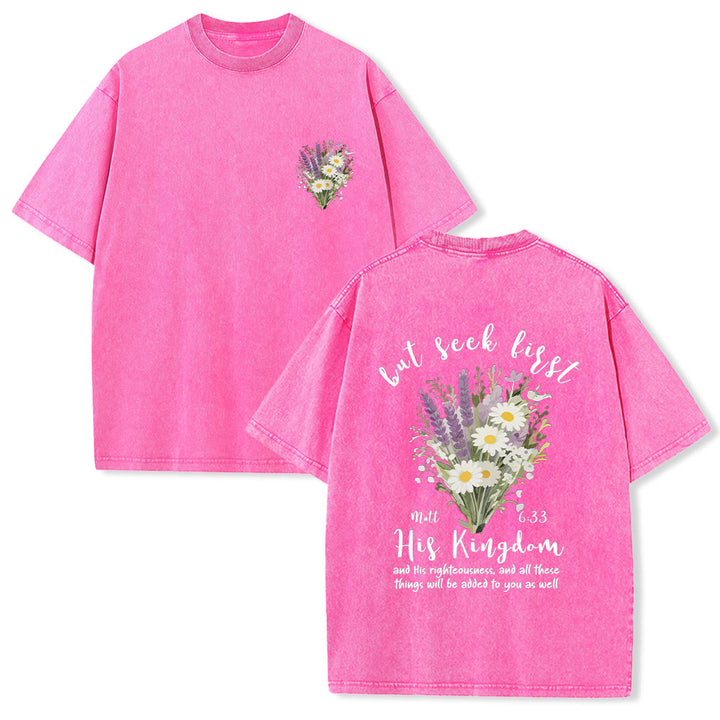 Christianartworkshop Mini-Lavendel-Gänseblümchenstrauß, großes florales Gesteck, inspirierender Vers, gewaschenes T-Shirt - Rosa - 5XL - image 15