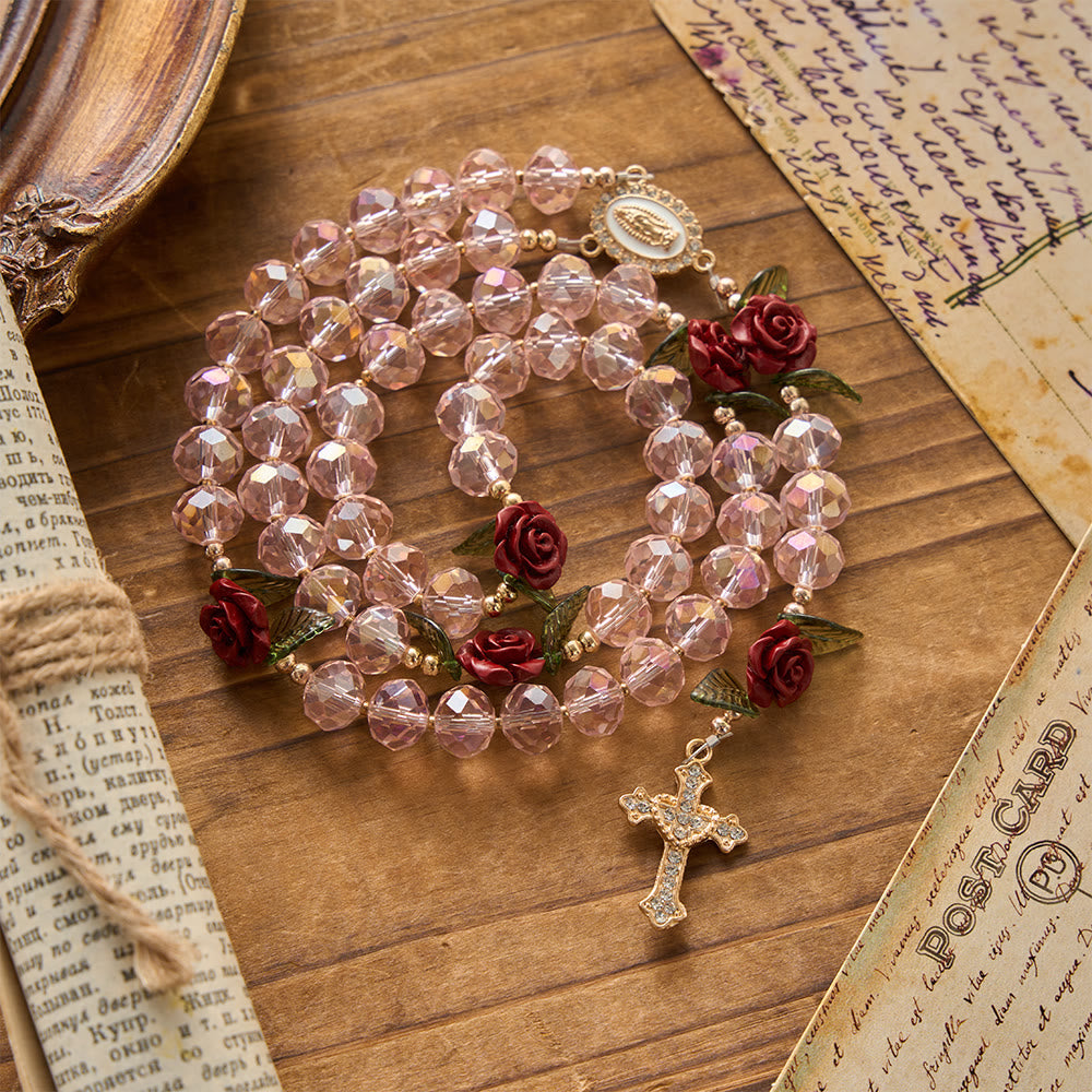 Christianartworkshop Handgefertigter Rosenkranz aus facettierten rosa Glasperlen, Rosenkranz mit Kreuz und Motiv der Jungfrau von Guadalupe - image 4