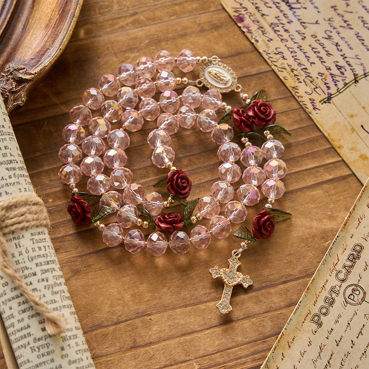 Christianartworkshop Handgefertigter Rosenkranz aus facettierten rosa Glasperlen, Rosenkranz mit Kreuz und Motiv der Jungfrau von Guadalupe - image 4