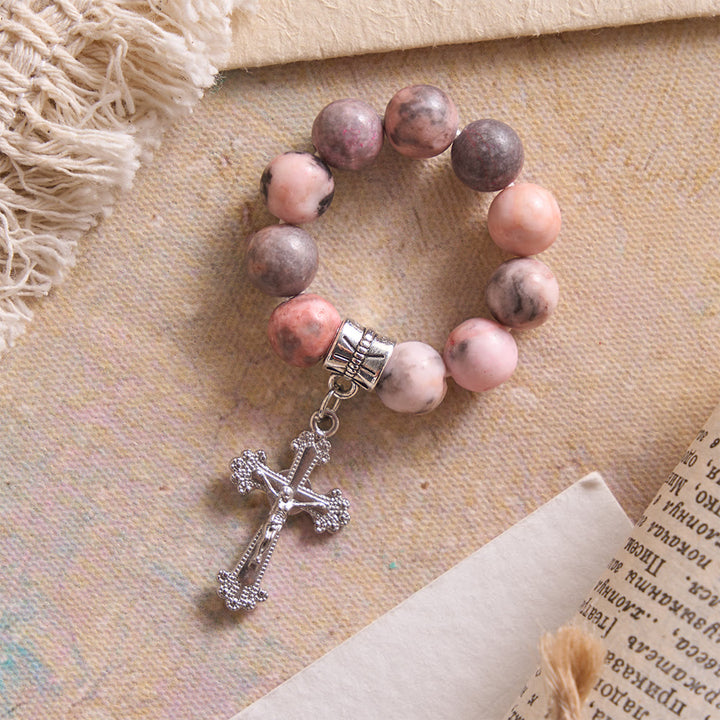Christianartworkshop Fingerrosenkranz aus natürlich geädertem rosa Opal mit floralem Rand - Rosenkranz aus rosa Opal - image 0