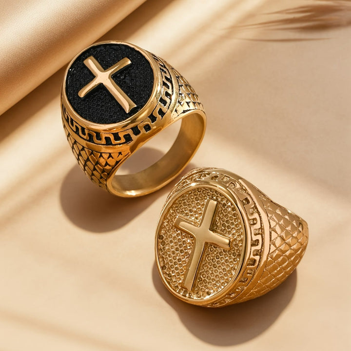 Christianartworkshop Ovaler Siegelring mit erhabenem Kreuz und strukturierter Seite: Zeitloses Symbol unerschütterlichen, heiligen Glaubens - image 1