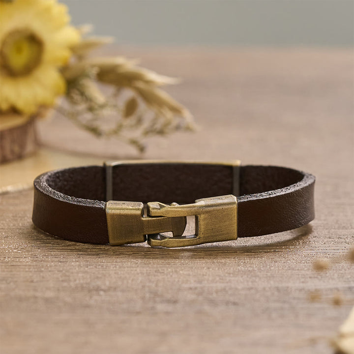 Christianartworkshop Klassisches Herz-Armband mit Jesus-Buchstaben: Personalisiertes Symbol beständiger göttlicher Zärtlichkeit - image 5