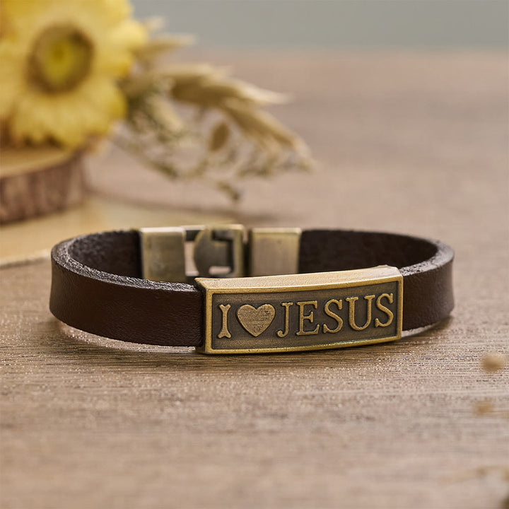 Christianartworkshop Klassisches Herz-Armband mit Jesus-Buchstaben: Personalisiertes Symbol beständiger göttlicher Zärtlichkeit - image 1