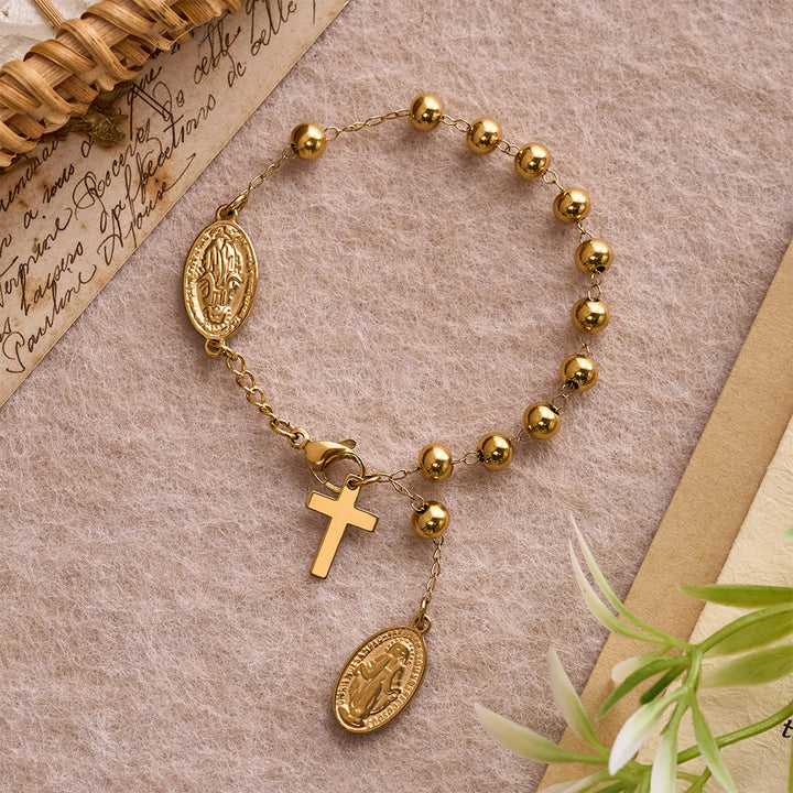 Christianartworkshop Armband mit glatter, runder Perle, Medaille der Jungfrau Maria und baumelndem Kreuz: Persönliches Symbol unerschütterlichen himmlischen Glaubens - Unsere Liebe Frau und das Kreuz - image 0