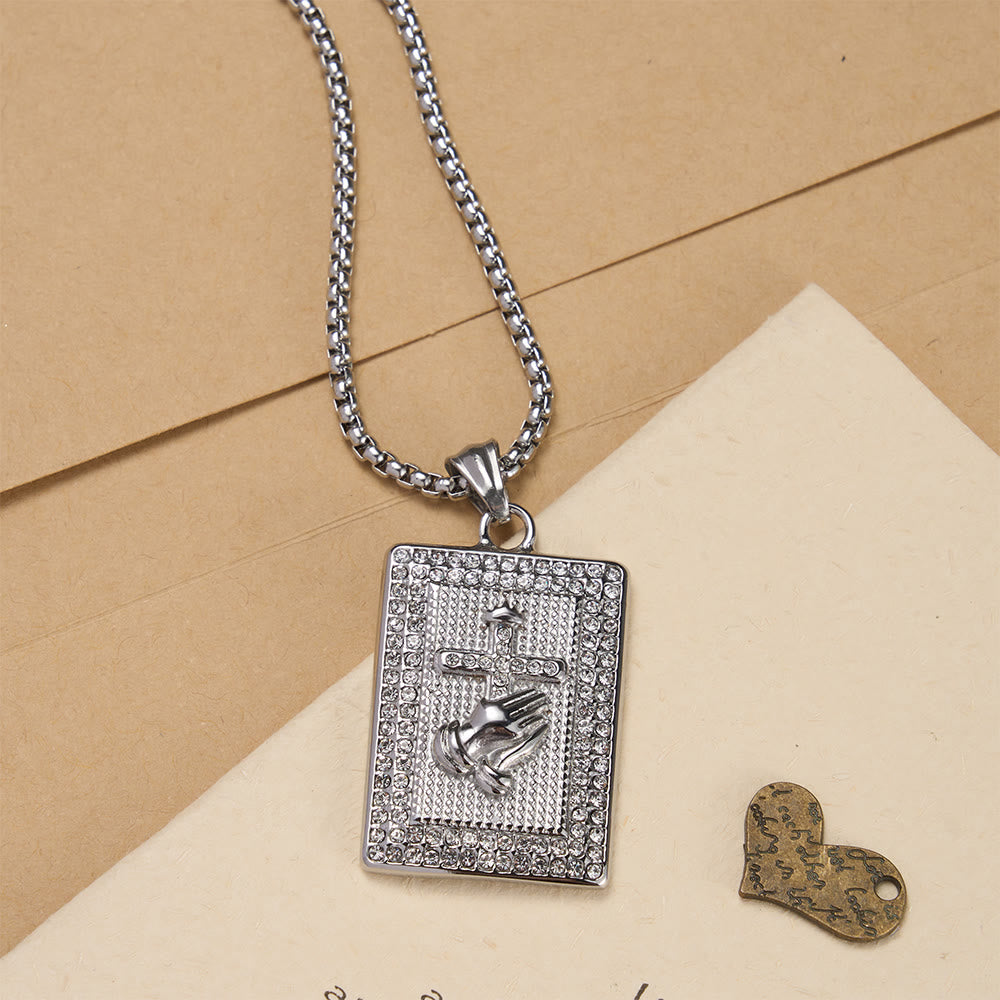Christianartworkshop Rechteckige Halskette mit Anhänger und Kreuzmotiv betender Hände: Zeitloses Symbol aufrichtigen, frommen Gebets - Silber - image 3