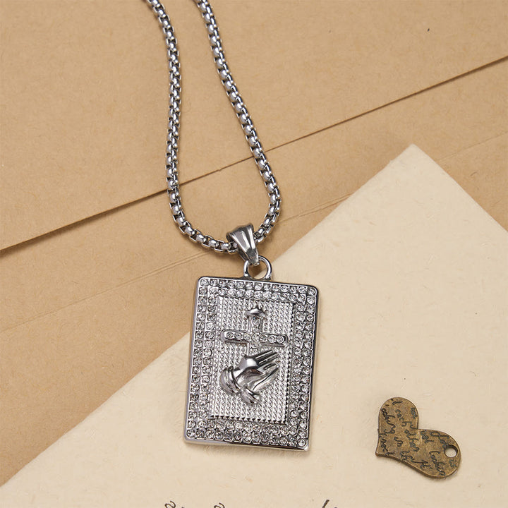 Christianartworkshop Rechteckige Halskette mit Anhänger und Kreuzmotiv betender Hände: Zeitloses Symbol aufrichtigen, frommen Gebets - Silber - image 3