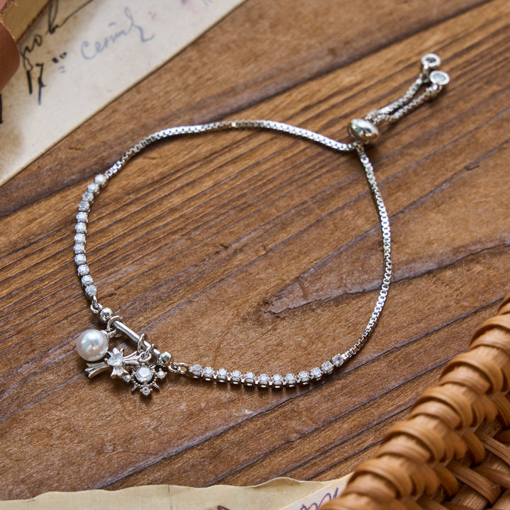 Christianartworkshop Armband mit Fleur-de-Lis-Kreuzanhänger: Personalisiertes Symbol des sanften himmlischen Friedens - Stil B - Silber - image 9