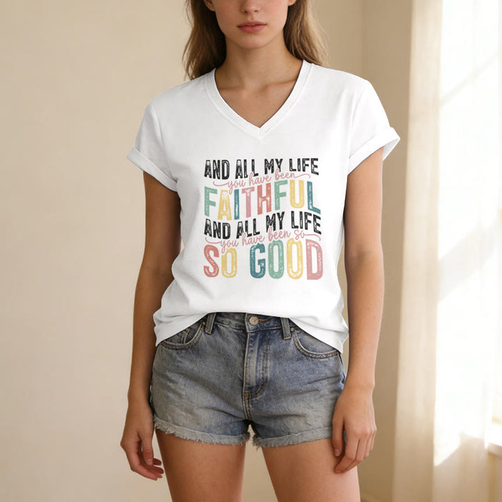 Christianartworkshop Und mein ganzes Leben lang warst du so treu – mehrfarbiges, lässiges V-Ausschnitt-T-Shirt mit zwei Schriftarten - image 21