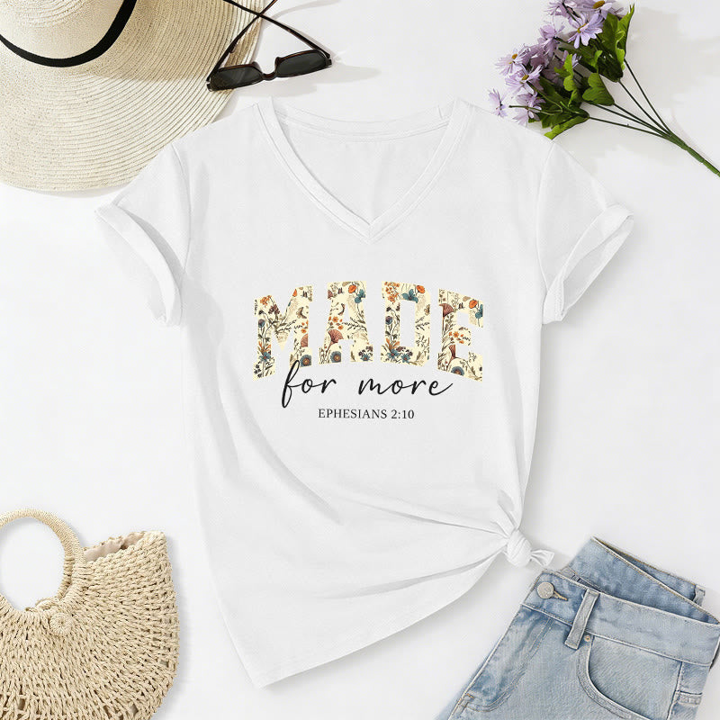 Christianartworkshop Lässiges T-Shirt mit V-Ausschnitt und floralem Muster in College-Schriftart und Kursivschrift, verziert mit dem Bibelvers Epheser 2,10. - Weiß - 2XL - image 20