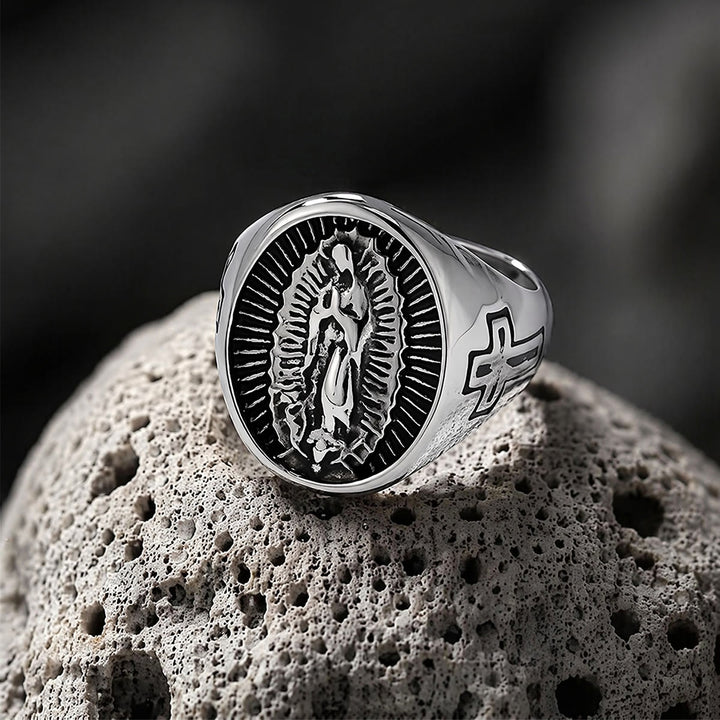 Christianartworkshop Statement-Ring mit dem Kreuz Unserer Lieben Frau von Guadalupe in tiefem Relief: Zeitloses Symbol unerschütterlichen, heiligen Glaubens - image 9