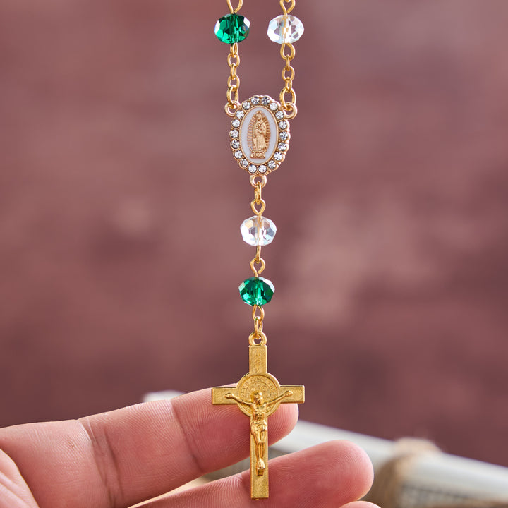 Christianartworkshop Ovales Marienporträt, mehrfarbiges Perlenkreuz als Autoanhänger: Eine Erinnerung an den gnädigen Schutz Gottes auf jeder Reise - image 6