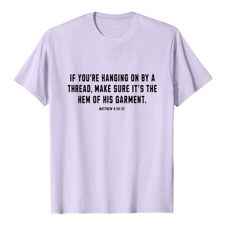 Christianartworkshop Wenn du am seidenen Faden hängst (Matthäus 9,22) Vorderseite: Hirte und Schafe ziehen zurück Premium Kurzarm-T-Shirt - image 13