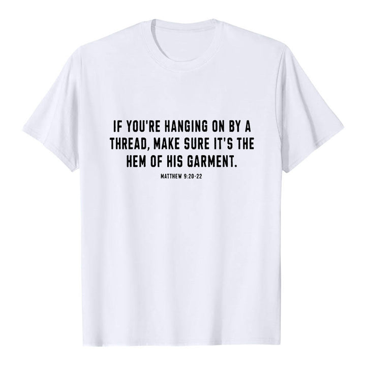 Christianartworkshop Wenn du am seidenen Faden hängst (Matthäus 9,22) Vorderseite: Hirte und Schafe ziehen zurück Premium Kurzarm-T-Shirt - image 4